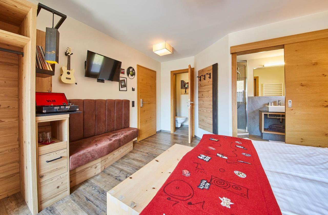 Fuchs Und Gretl Bed & Breakfast Saalbach-Hinterglemm Exterior photo