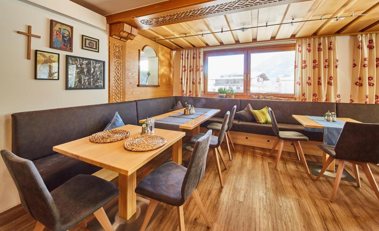 Fuchs Und Gretl Bed & Breakfast Saalbach-Hinterglemm Exterior photo